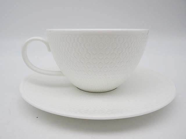 WEDGWOOD（ウェッジウッド）　ジオ　カップ＆ソーサー　2客セット　ホワイト