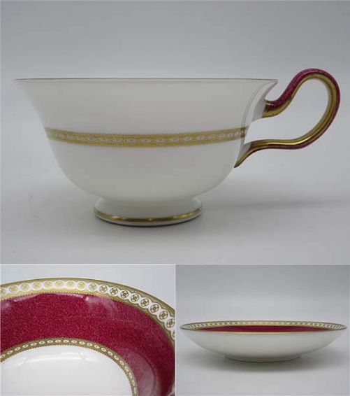 Wedgwood（ウェッジウッド）　ユーランダー　レッド　カップ＆ソーサー