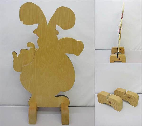 木製　うさぎの立て看板　トールペイント　高さ83cm