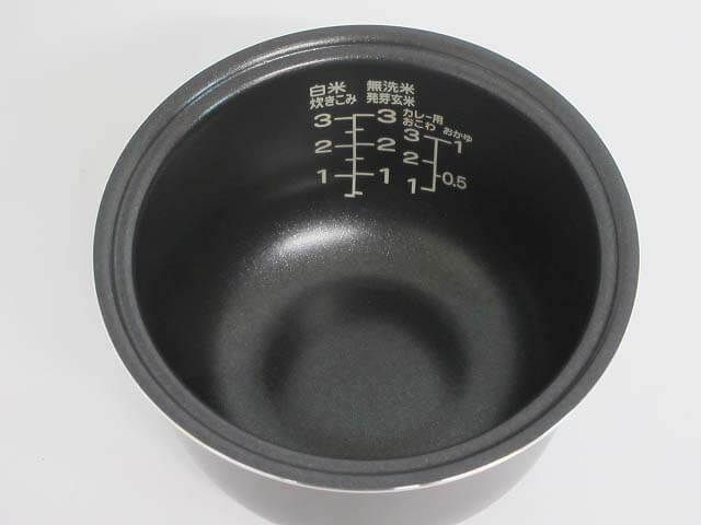 ニトリ　炊飯器　3合　ホワイト　NITORI