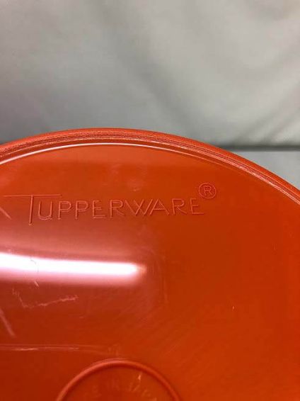 タッパーウェア　デコレーター　2個セット　オレンジ　Tupperware　サイズ違い