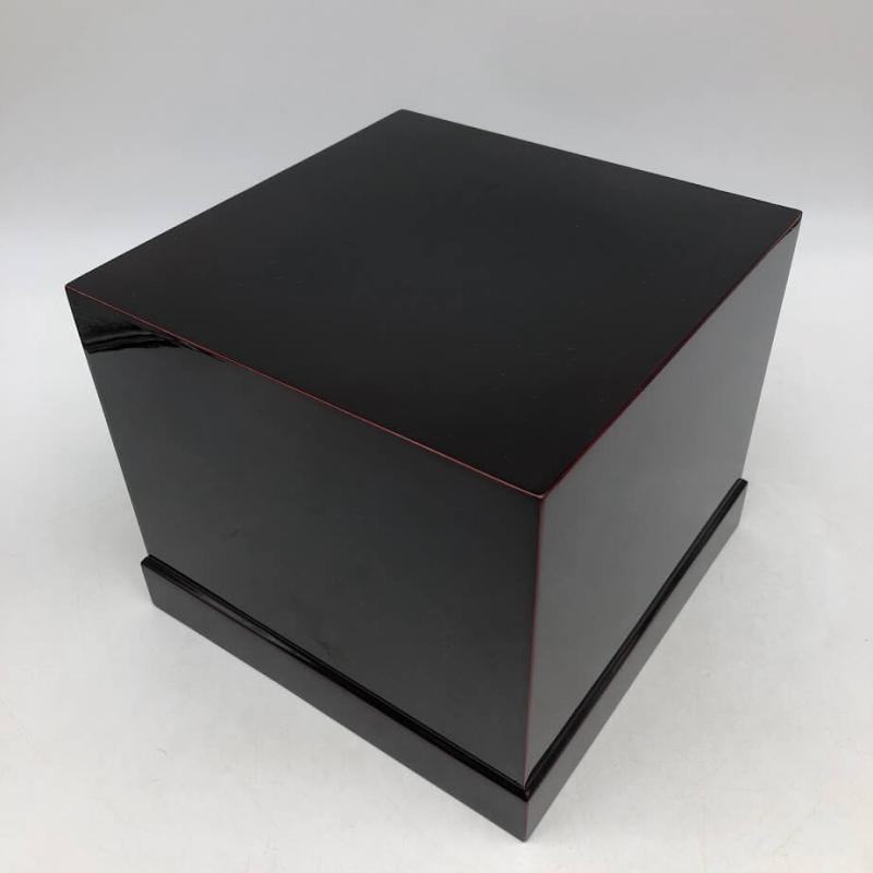 漆塗り ミニチェスト 2段 黒 和風 卓上 小箪笥 漆器 小物入れ 和小物 鳥 絵付け 木製