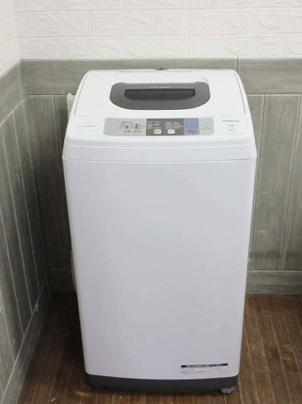 日立　洗濯機　5kg　ピュアホワイト