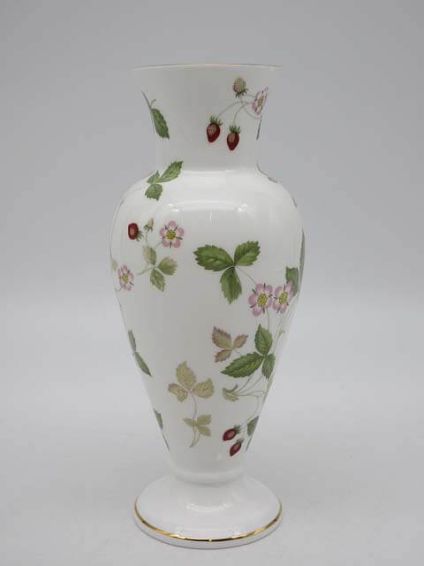 WEDGWOOD（ウエッジウッド）　ワイルド ストロベリー　花瓶　花器