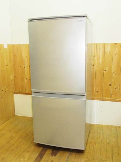 SHARP（シャープ）　冷凍冷蔵庫　137L 　2ドア　　　　
